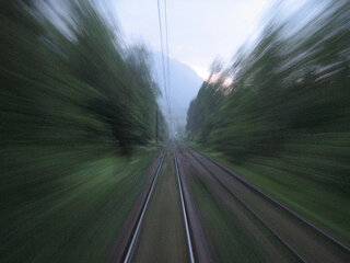 Speed (licensed CC BY by Gabriel)